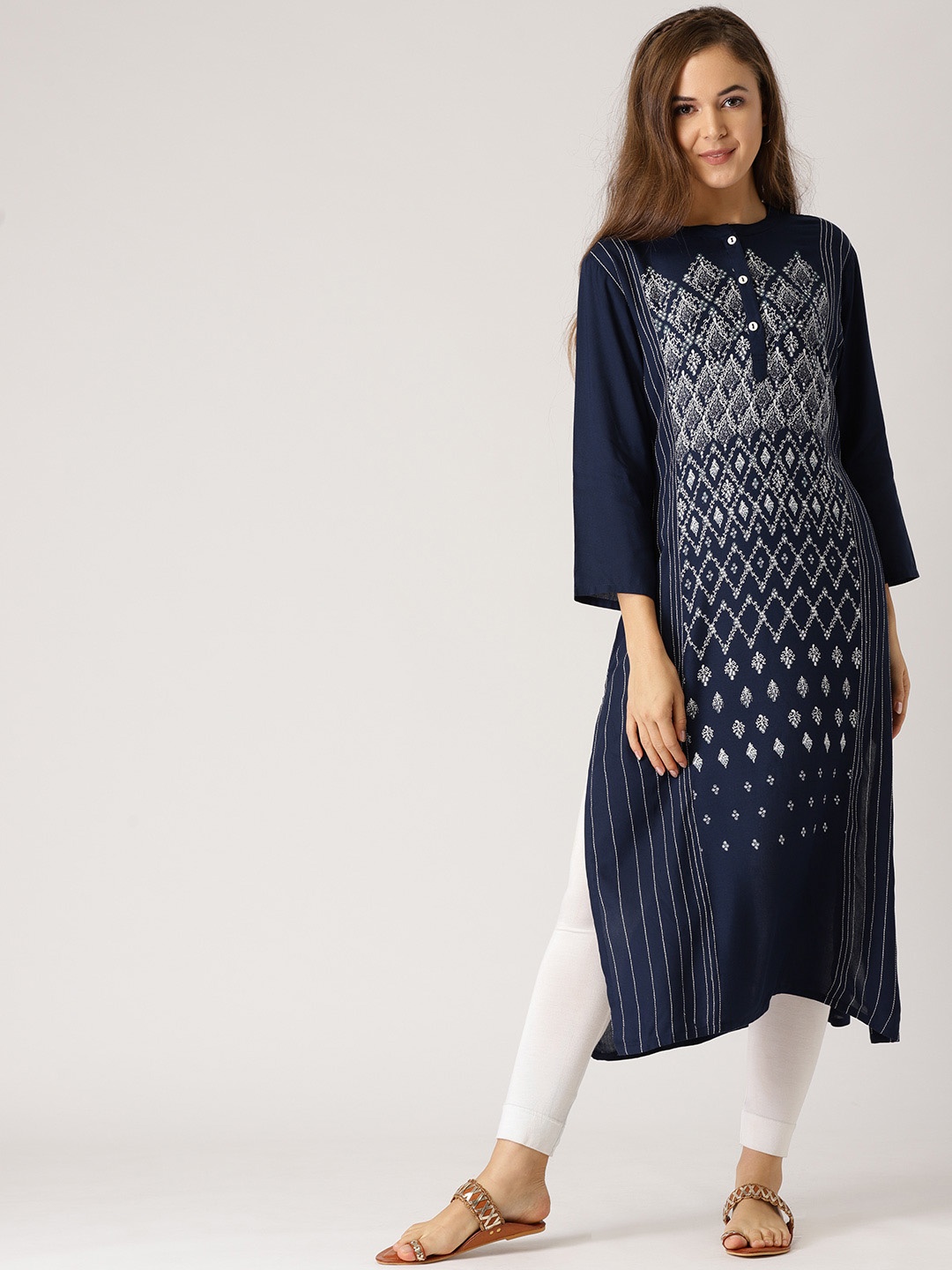 

IMARA Women Navy & White Printed Straight Kurta, Navy blue