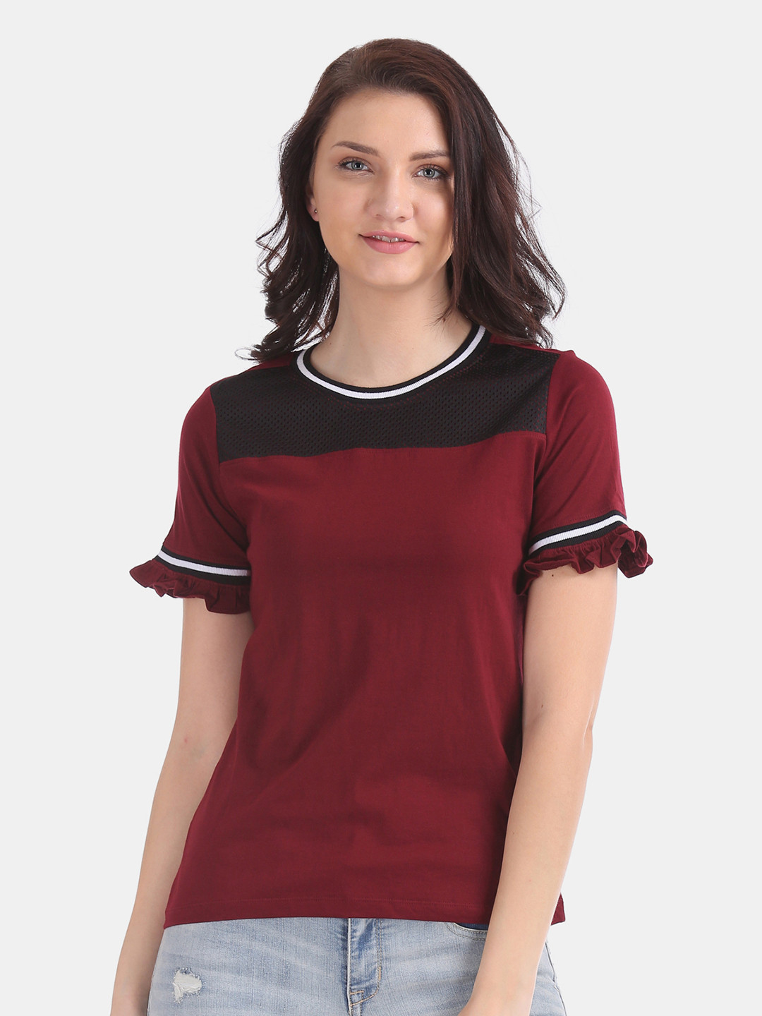 

Flying Machine Women Maroon Solid Round Neck Pure Cotton T-shirt With Colourblock Detail
