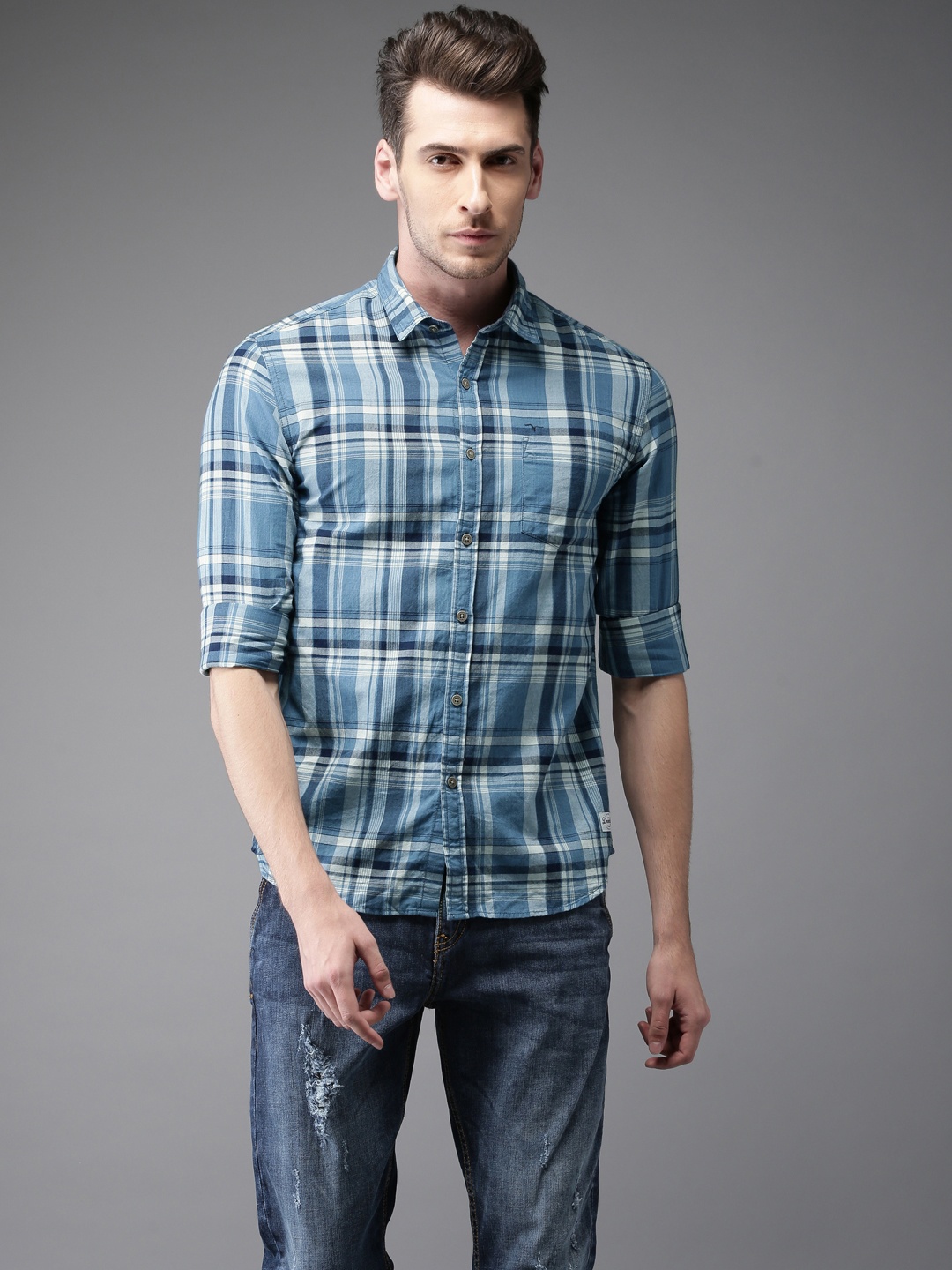 

Flying Machine Men Blue & White Regular Fit Checked Casual Shirt