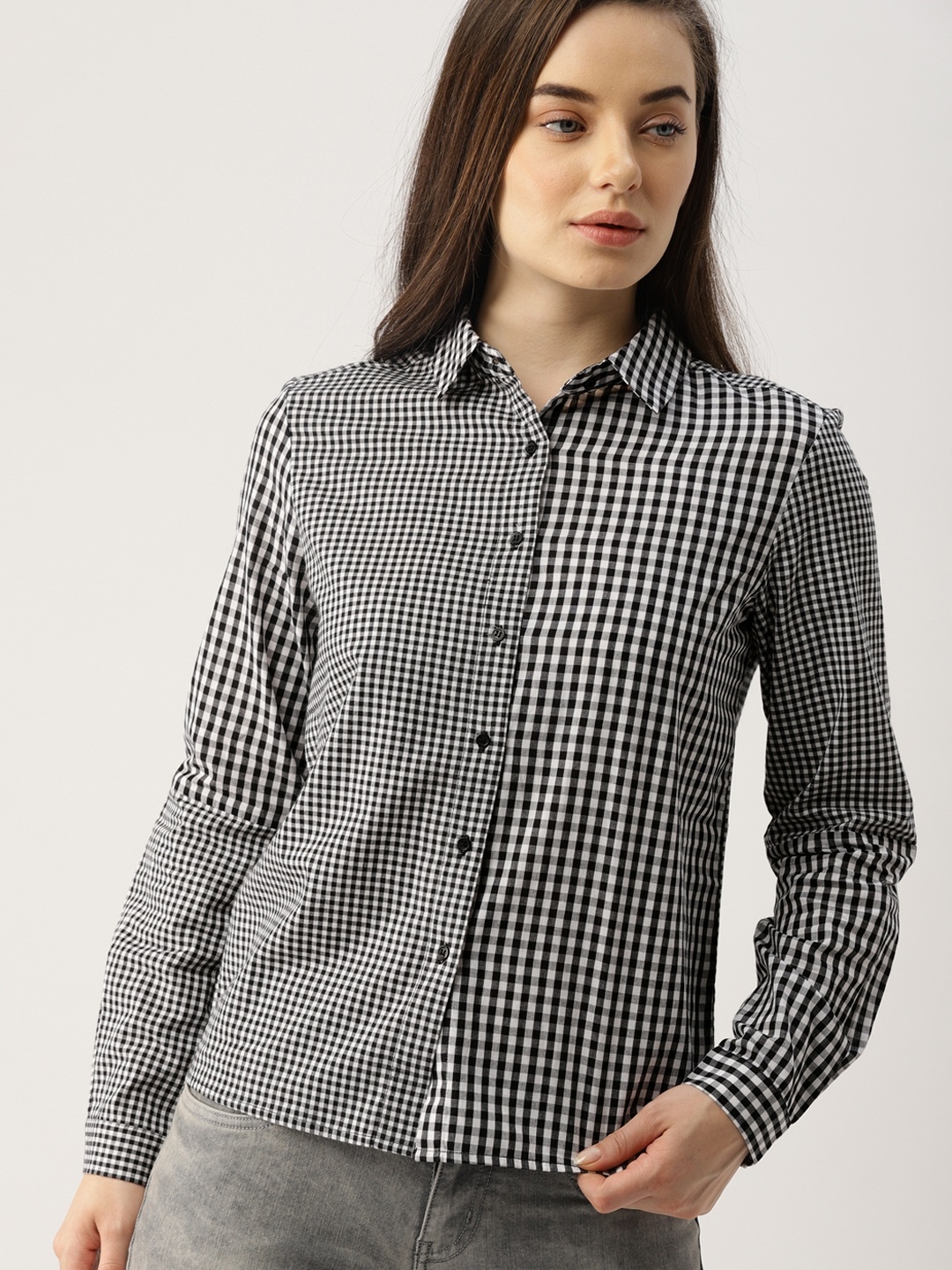 

Ms.Taken by Kriti Sanon Black & White Checked Shirt Style Pure Cotton Top