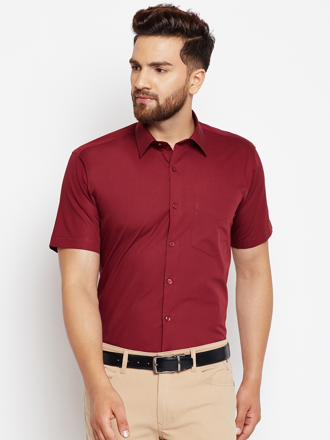 

Hancock Men Maroon Slim Fit Solid Formal Shirt