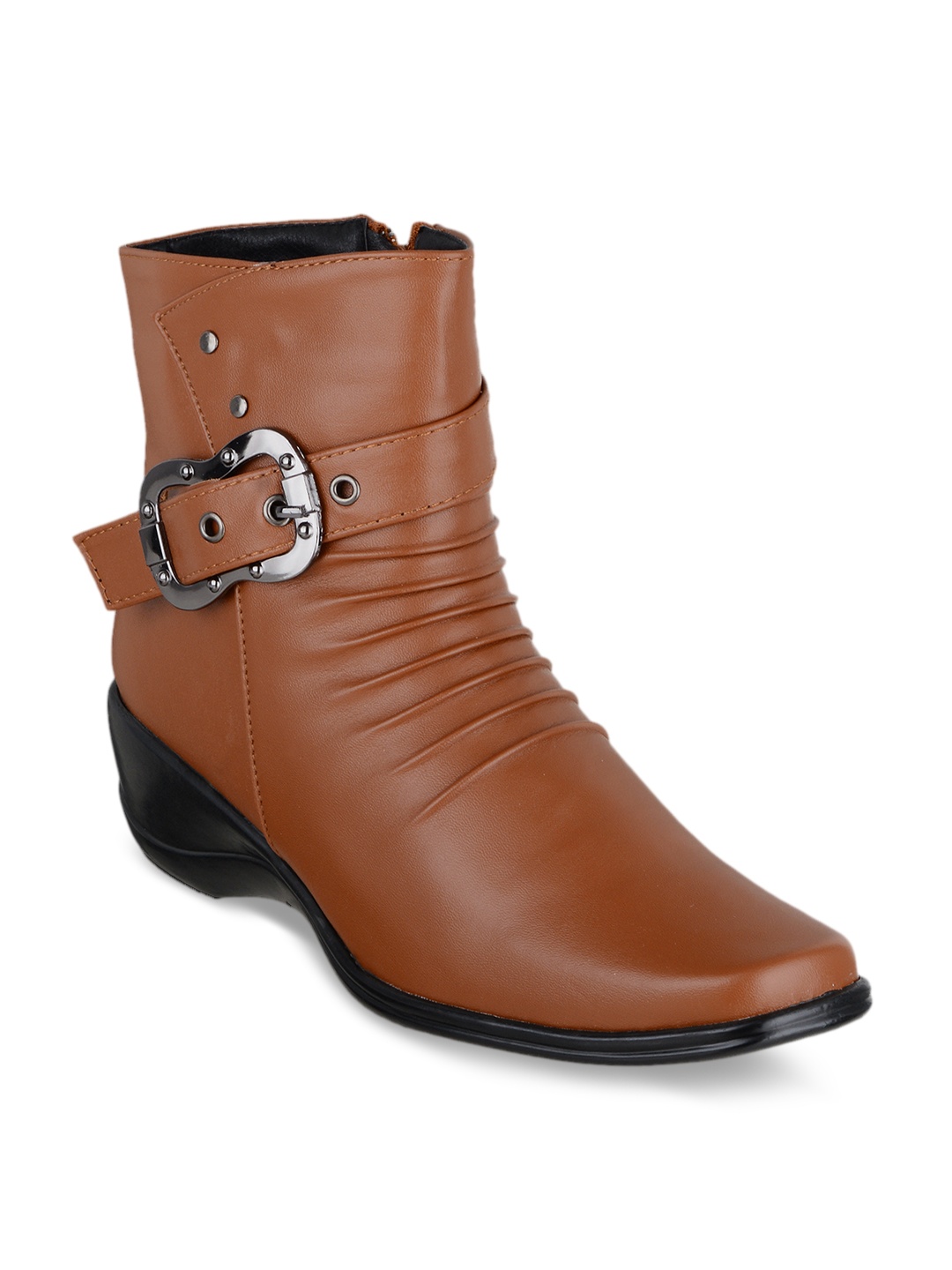 

SHUZ TOUCH Women Brown Flat Boots