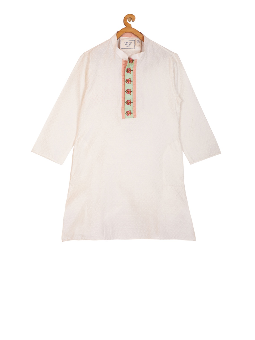 

KISAH Boys Off-White & Peach-Coloured Embroidered Straight Kurta