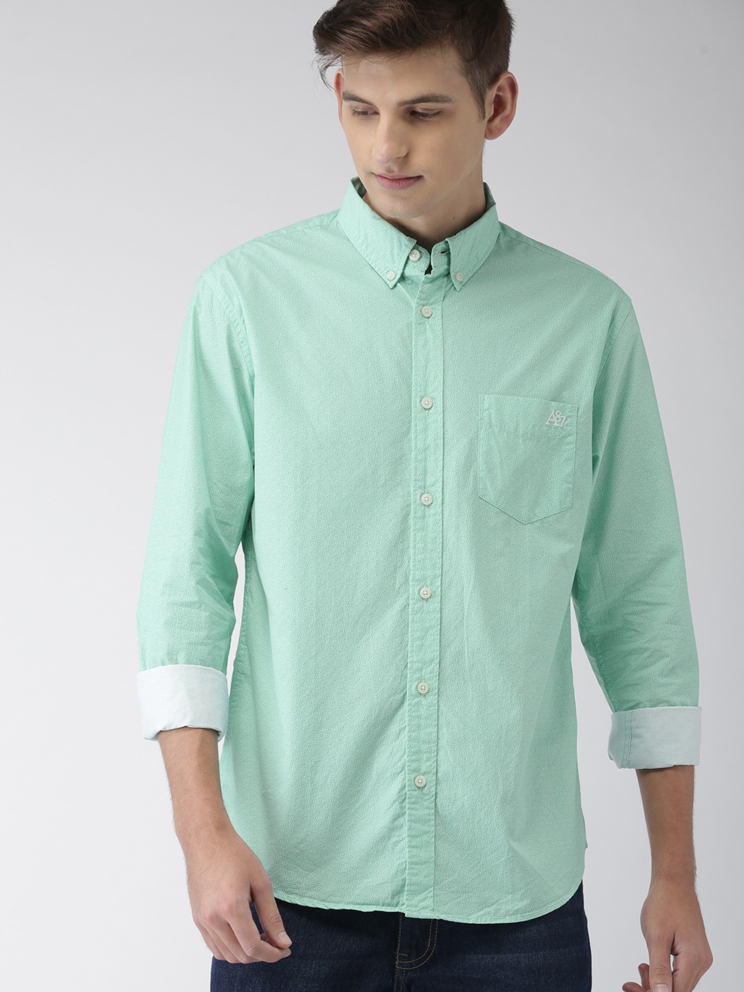 

Aeropostale Men Green Regular Fit Printed Casual Shirt