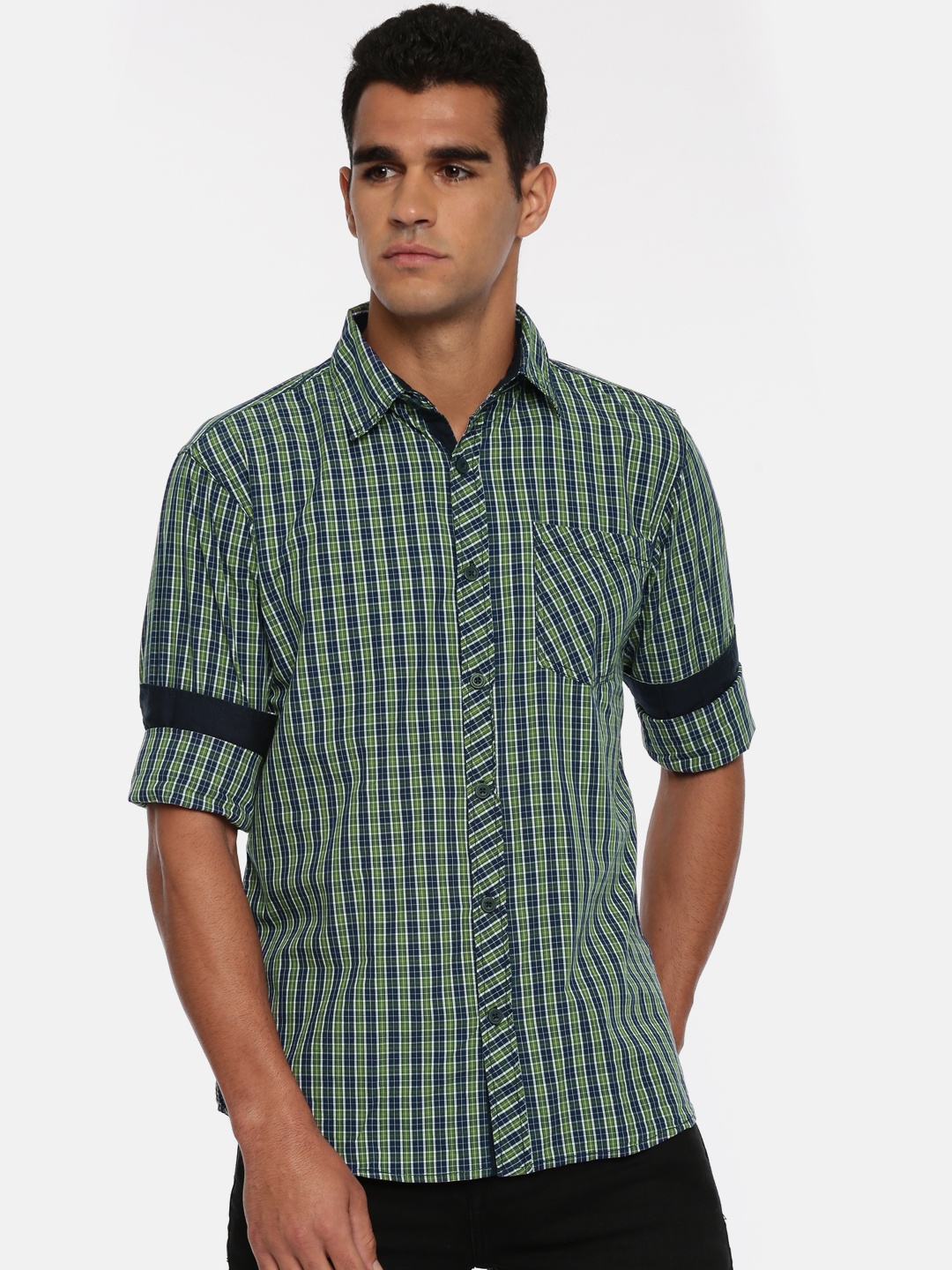 

Ruggers Men Blue & Green Regular Fit Checked Casual Shirt