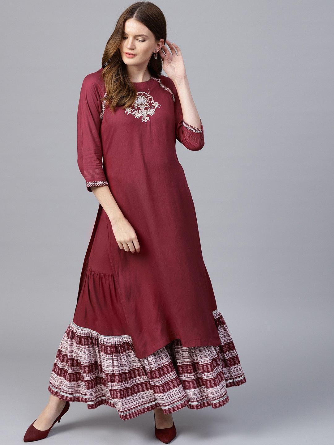 

Rain & Rainbow Women Burgundy Yoke Design Straight Kurta