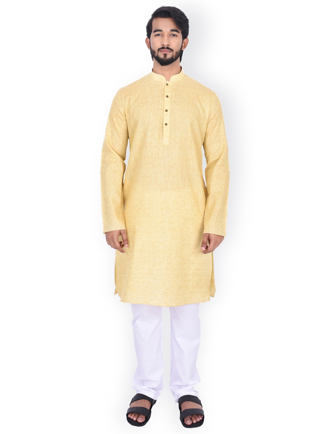 

Manyavar Men Yellow Solid Straight Kurta