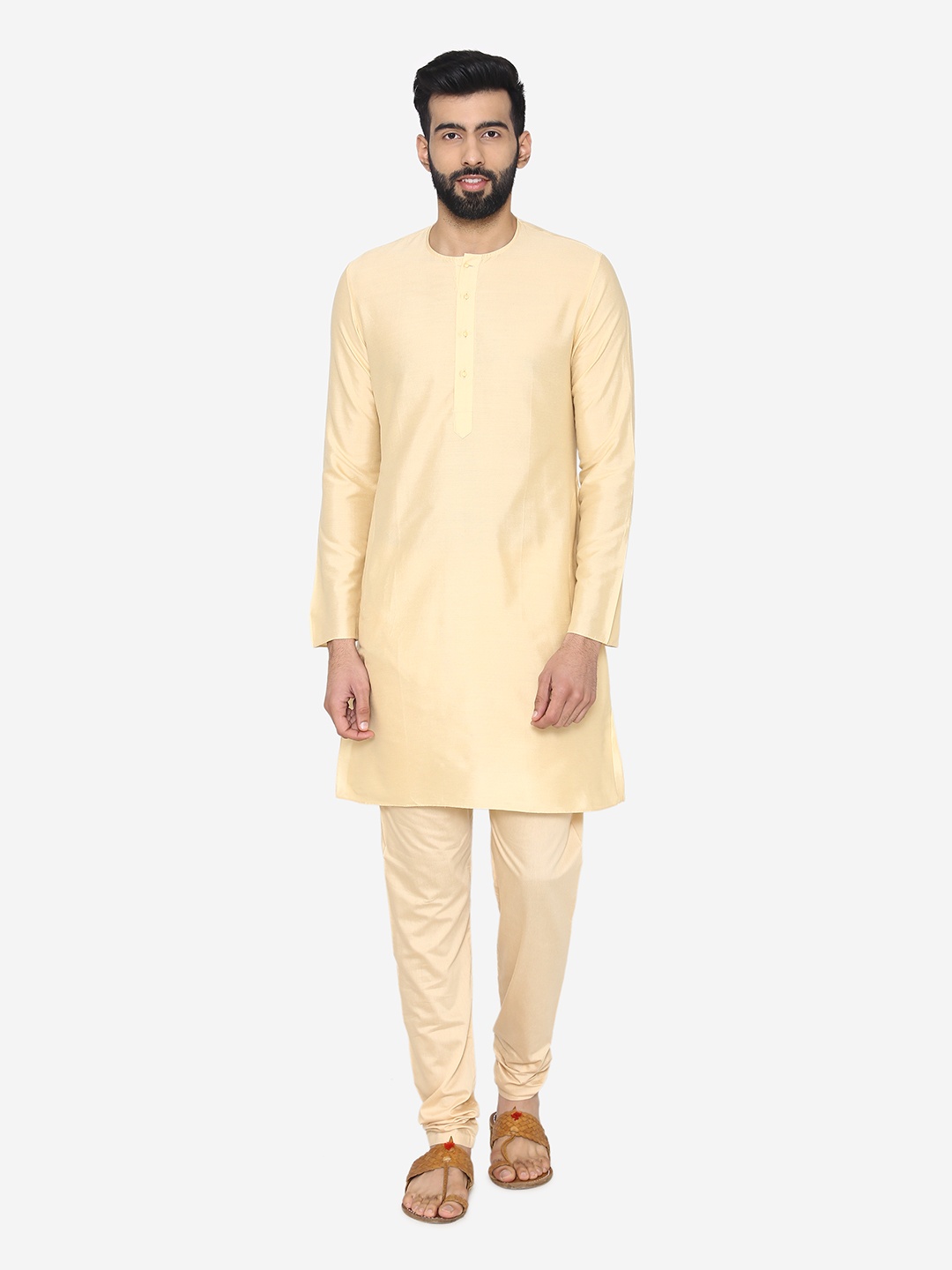 

Manyavar Men Beige Solid Straight Kurta