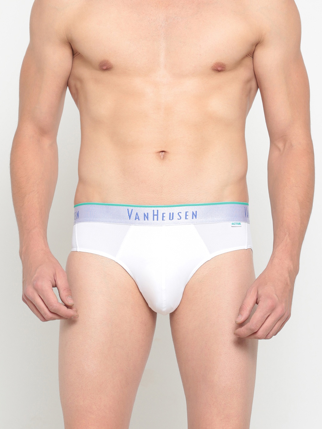 

Van Heusen Men Solid Swift Dry Elasticized Waistband Briefs IHIBR1AWH40001, White