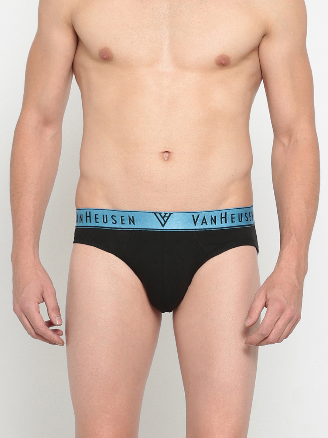 

Van Heusen Men Solid Colour Fresh Elasticized Waistband Briefs IHIBR1PXD20005, Black