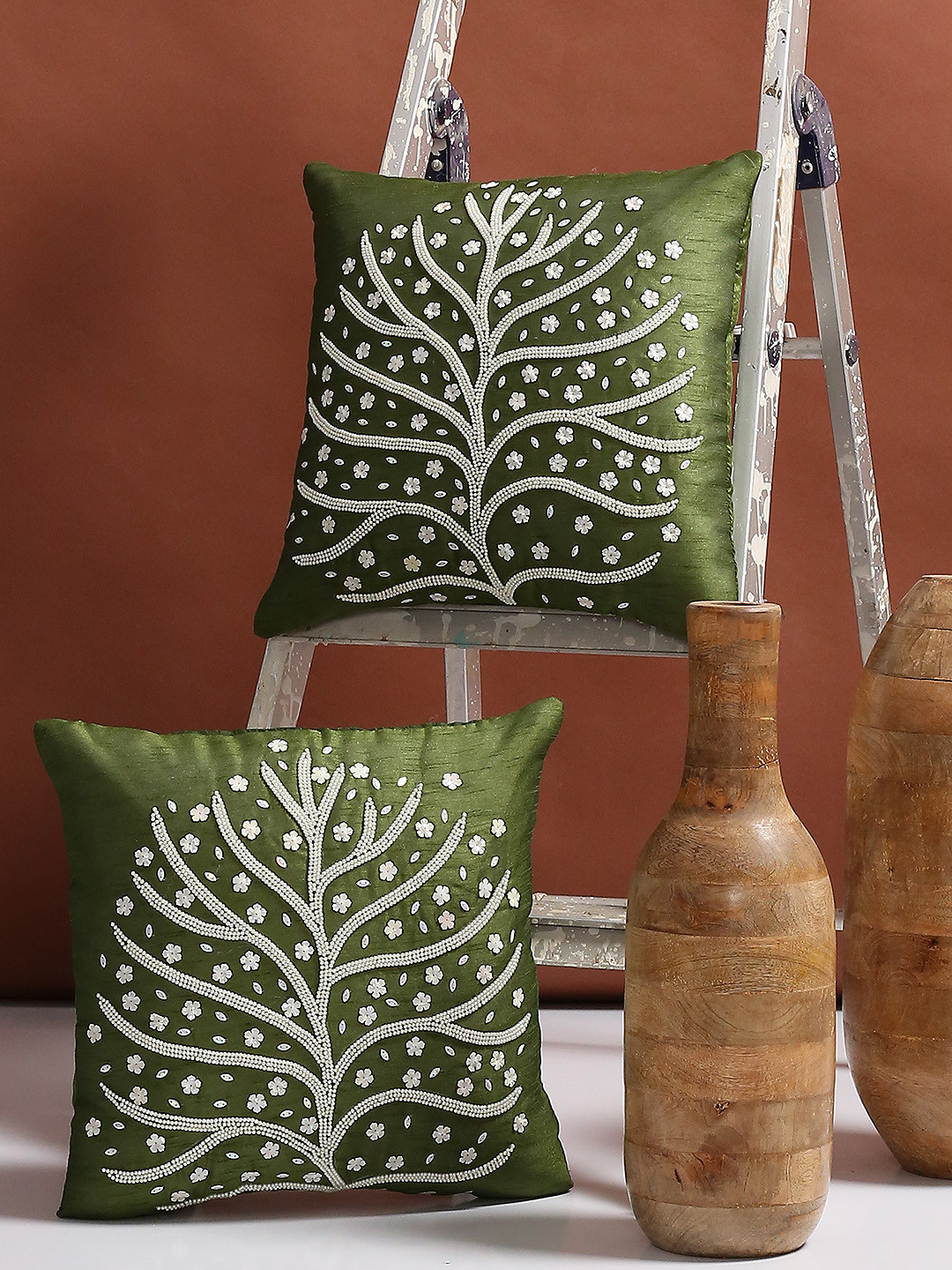 

Alina decor Green Set of 2 Floral Square Cushion Covers
