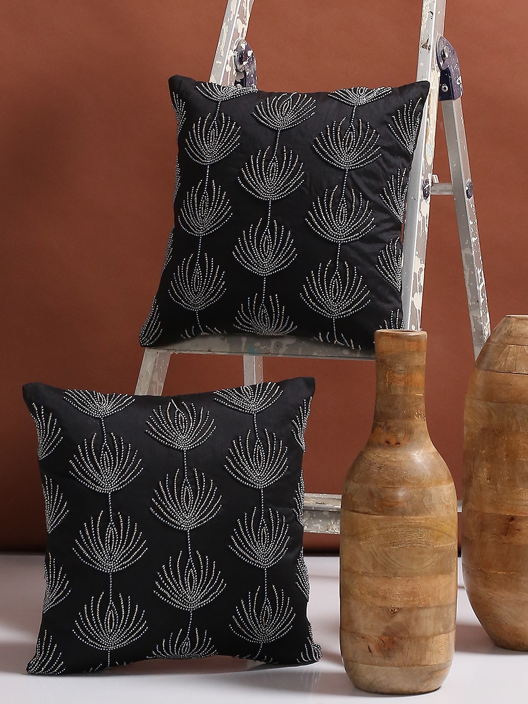 

Alina decor Black Set of 2 Floral Square Cushion Covers
