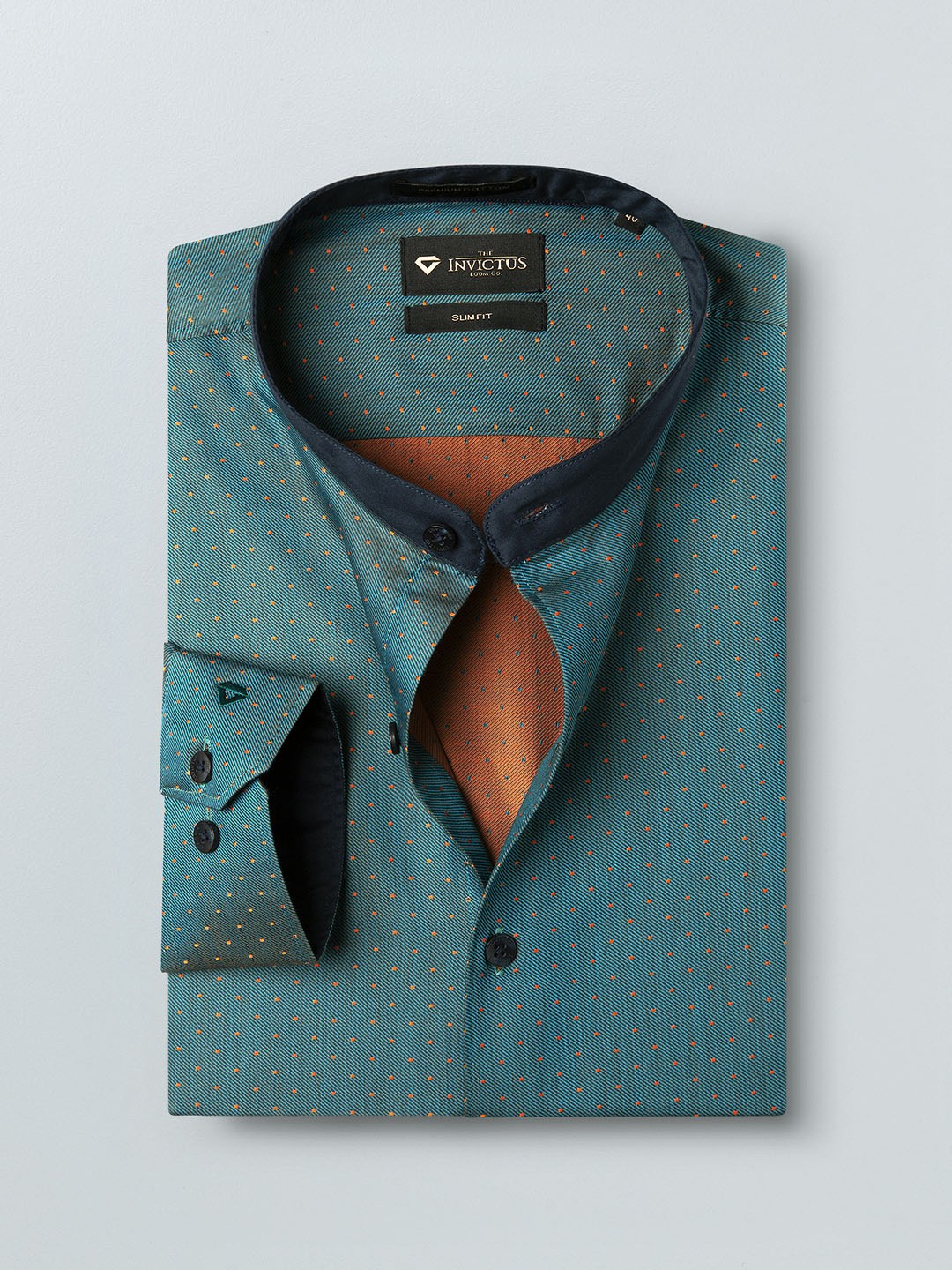 

INVICTUS Men Green Slim Fit Self Design Semiformal Shirt