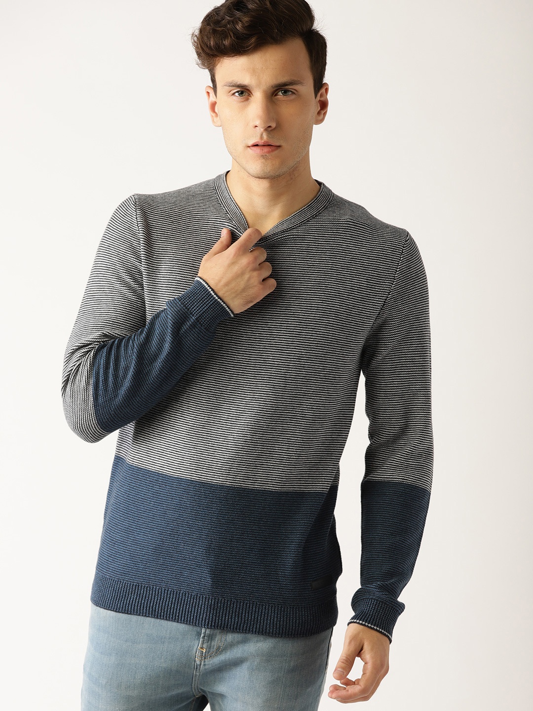 

ESPRIT Men Navy Blue & White Self-Striped Pullover