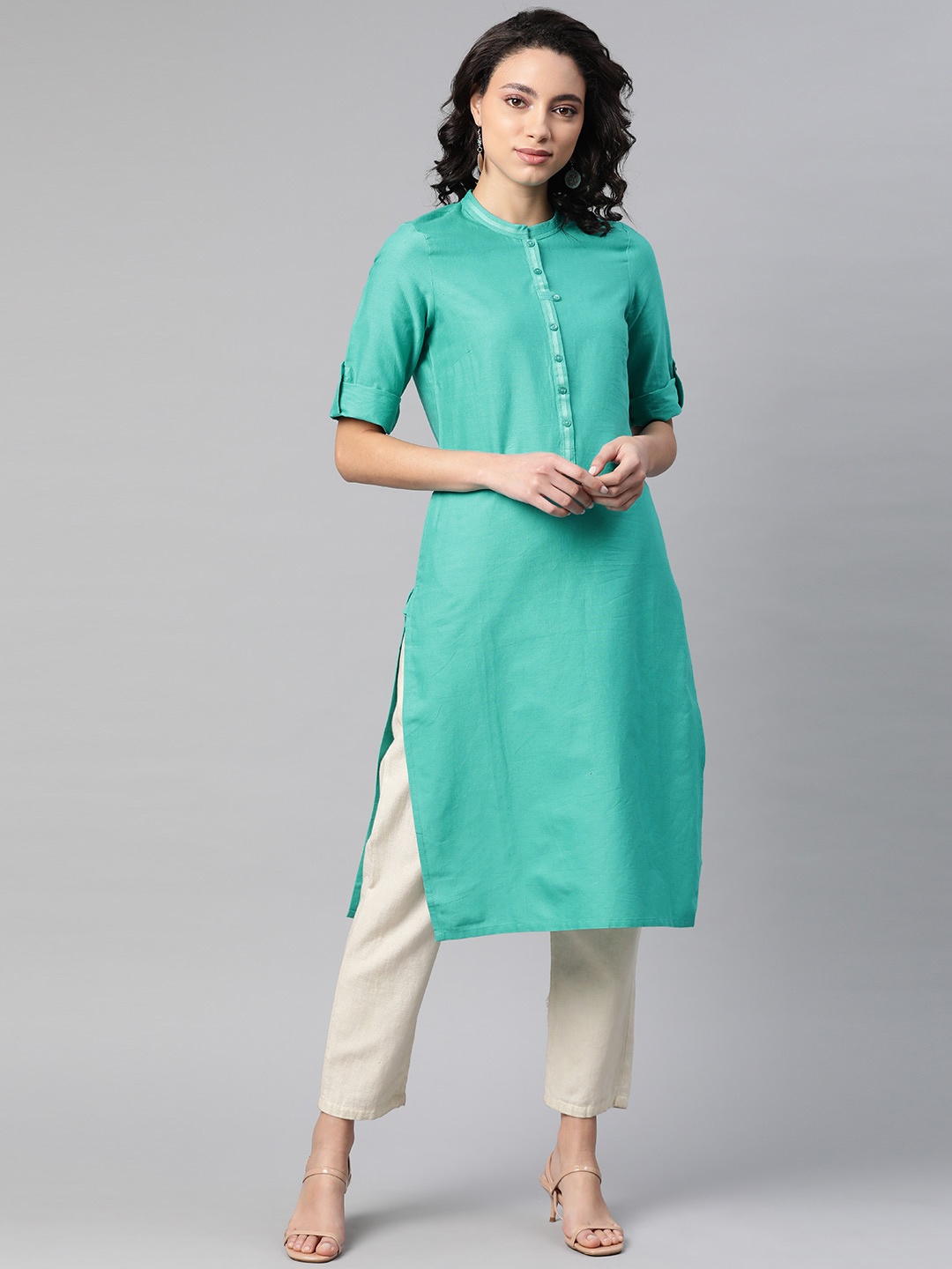 

AURELIA Women Green Solid Straight Kurta