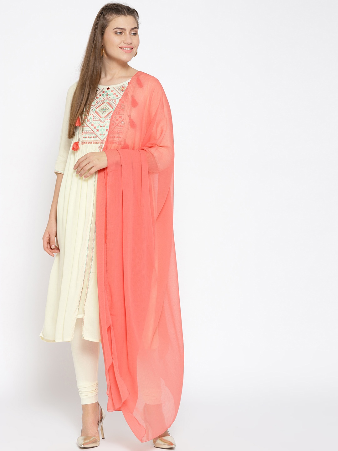 

AURELIA Women Off-White & Peach-Coloured Yoke Design Kurta with Churidar & Dupatta