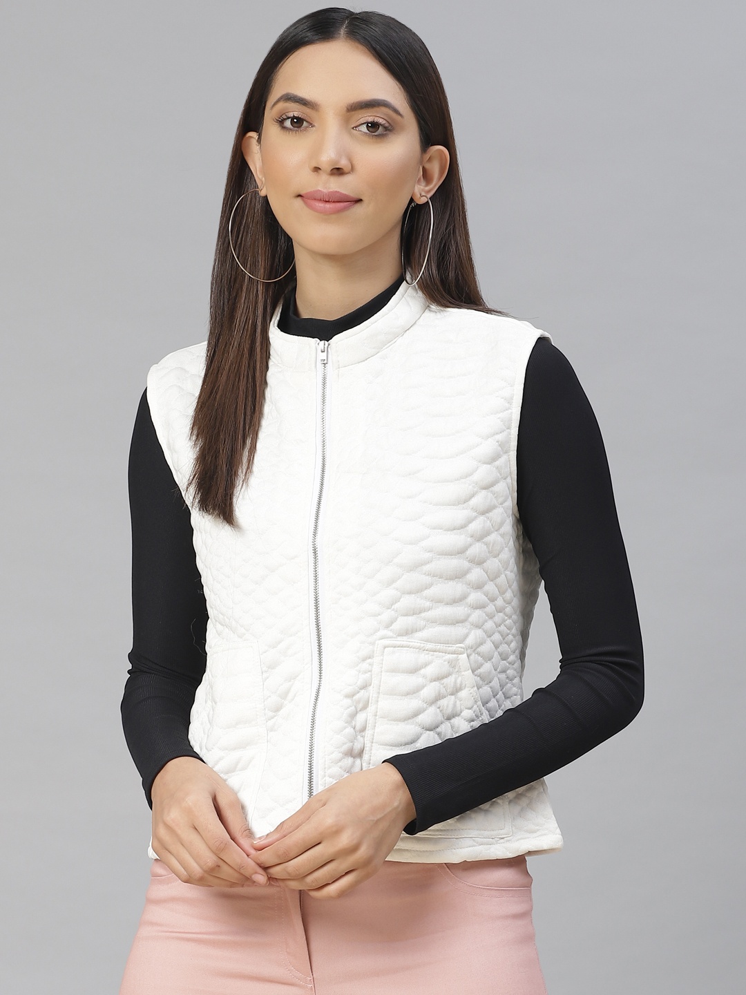 

AURELIA Women White Solid Quilted Jacket