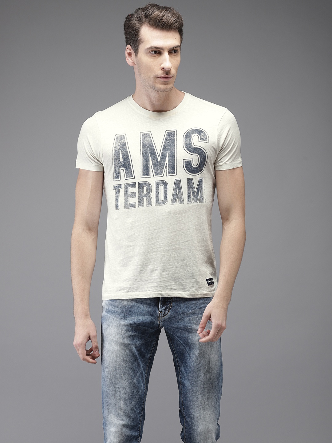 

Flying Machine Men Off-White Printed Round Neck Pure Cotton T-shirt