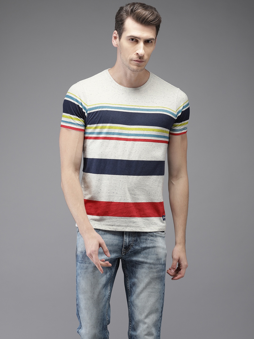 

Flying Machine Men Grey Striped Round Neck T-shirt