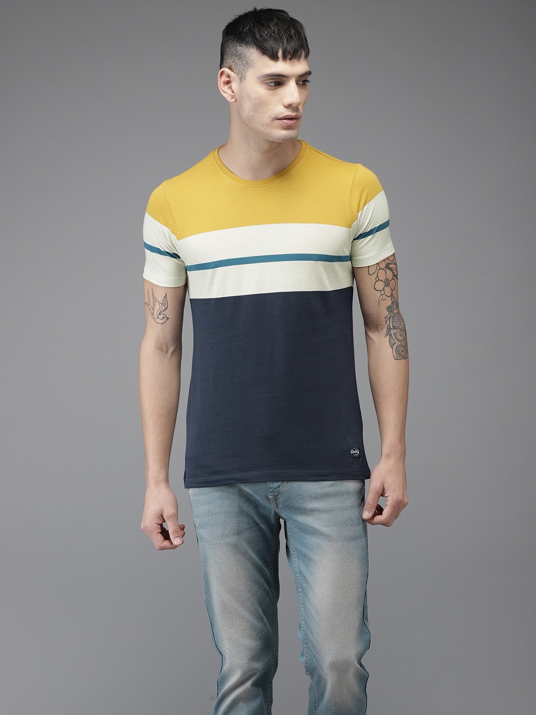 

Flying Machine Men Navy Colourblocked Round Neck Pure Cotton T-shirt, Navy blue