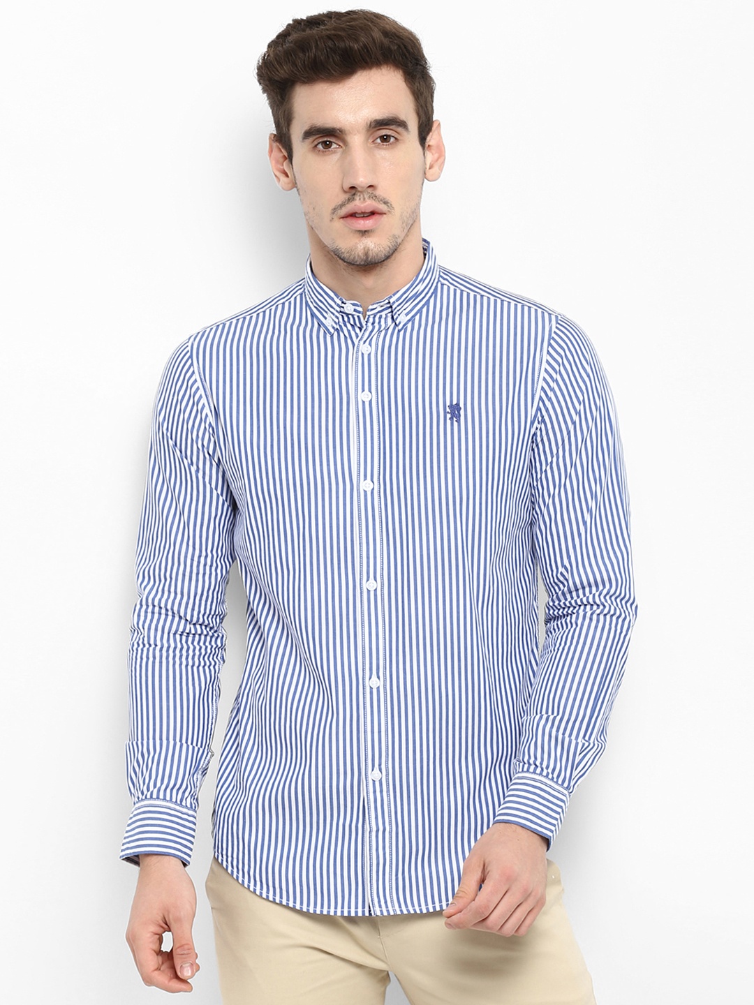 

Red Tape Men Blue & White Regular Fit Striped Casual Shirt