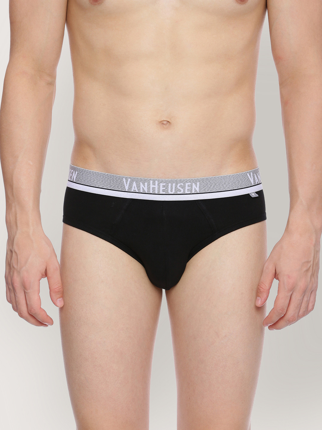 

Van Heusen Men Black Solid Anti Bacterial Colour Fresh Briefs 20004