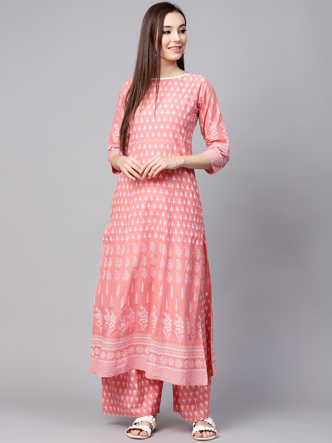 

Nayo Women Peach-Coloured & Off-White Printed Kurta with Palazzos