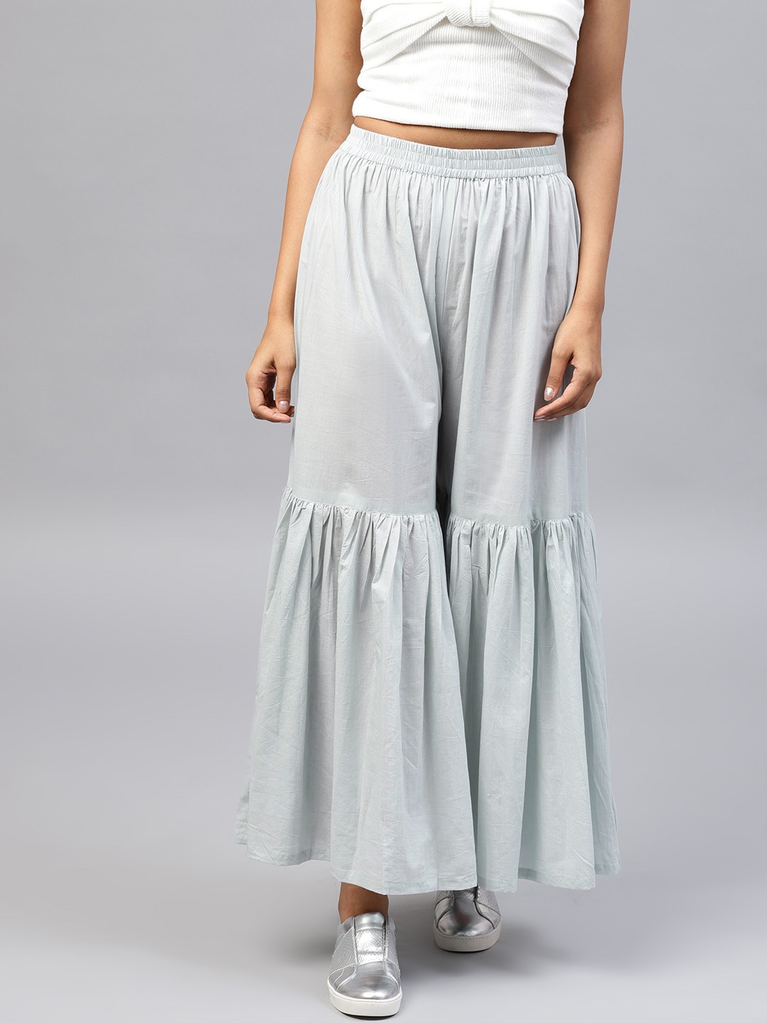 

Nayo Women Grey Solid Sharara