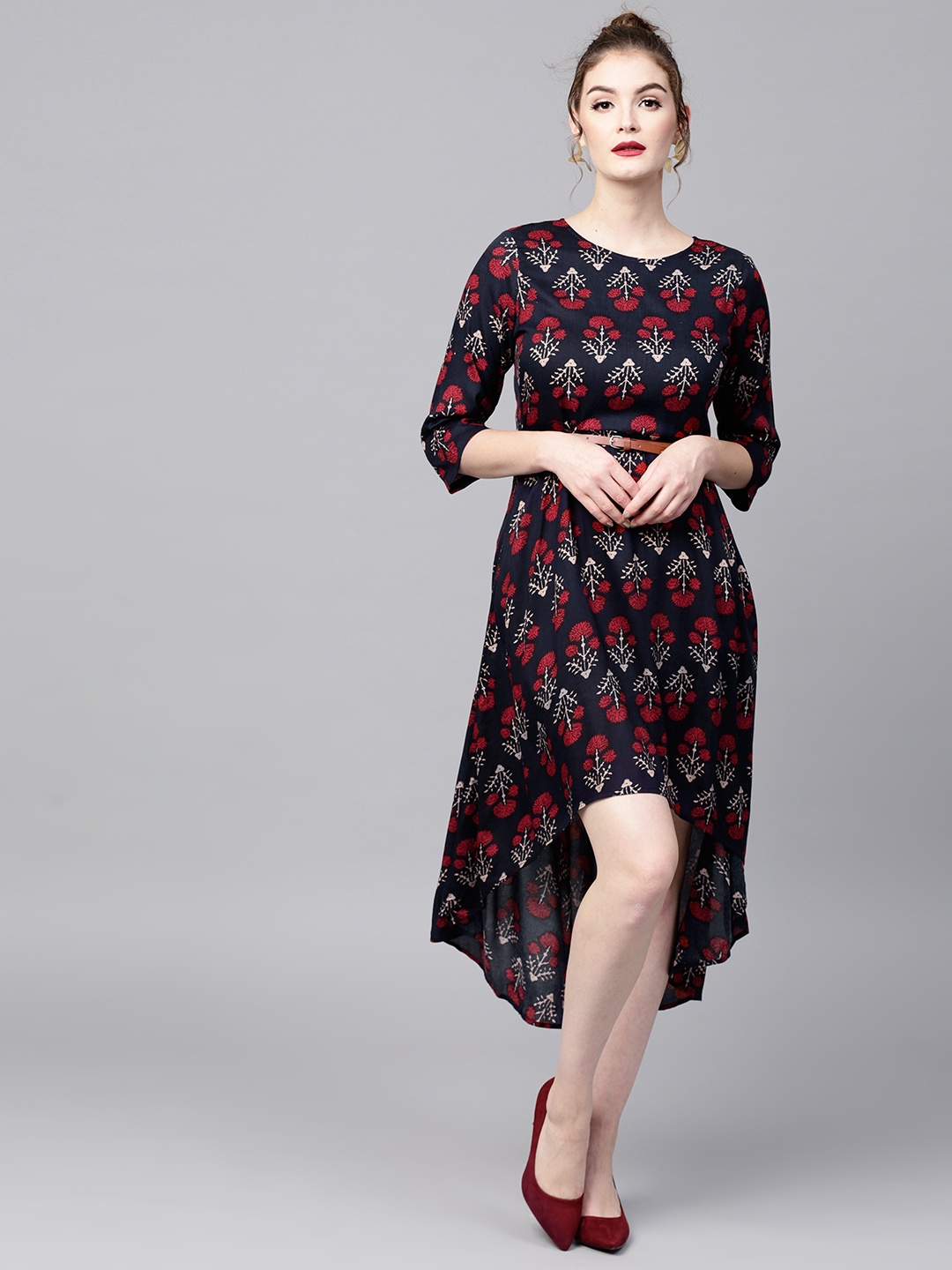 

SASSAFRAS Women Navy Blue & Red Printed Fit & Flare Dress