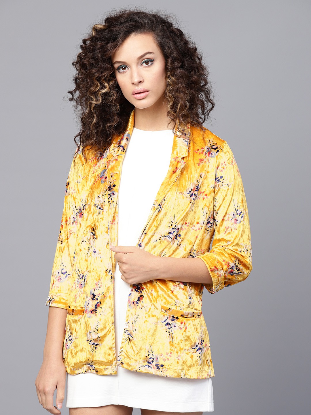 

SASSAFRAS Yellow & Navy Blue Floral Velvet Finish Open-Front Jacket