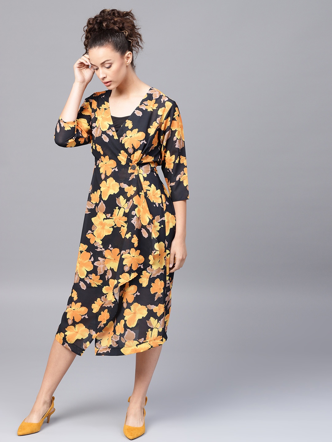 

SASSAFRAS Women Black & Mustard Yellow Printed Wrap Dress