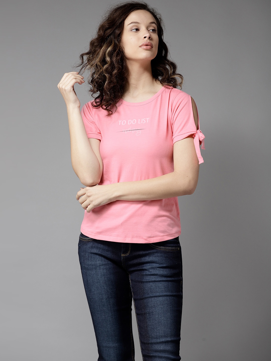 

Flying Machine Women Pink Solid Round Neck T-shirt