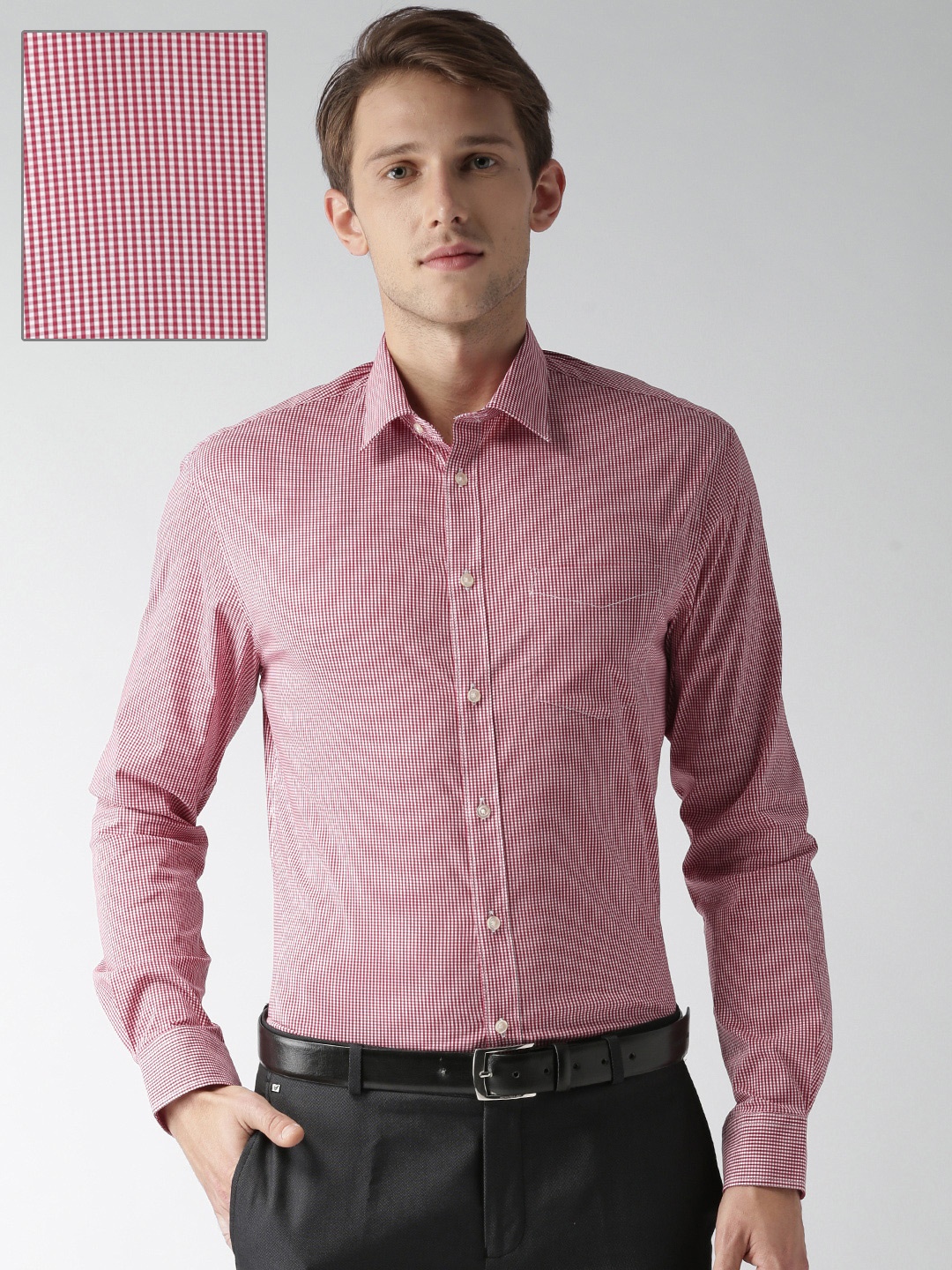 

Celio Men Red Regular Fit Checked Formal Shirt