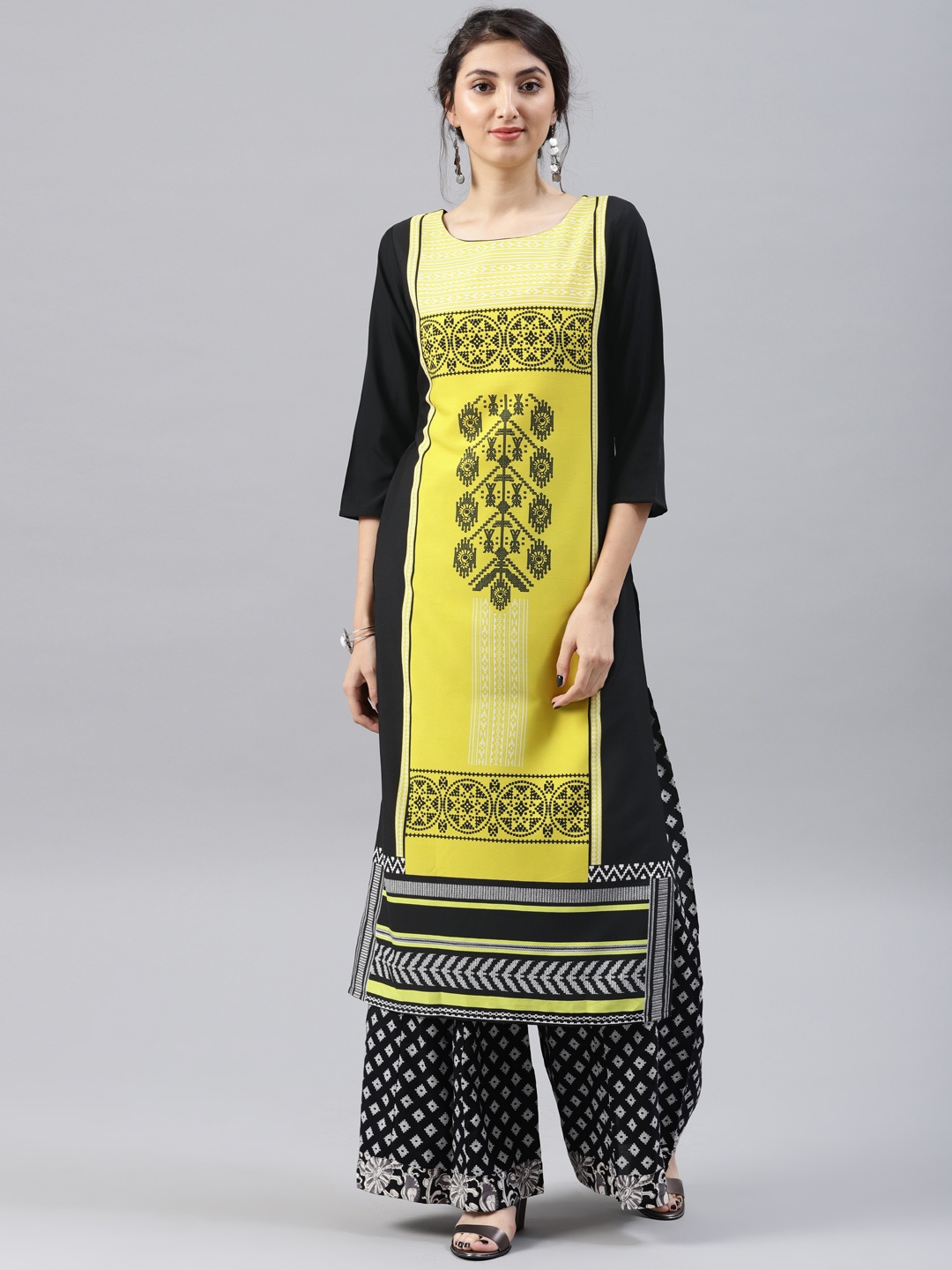 

AHIKA Women Yellow & Black Printed Straight Kurta