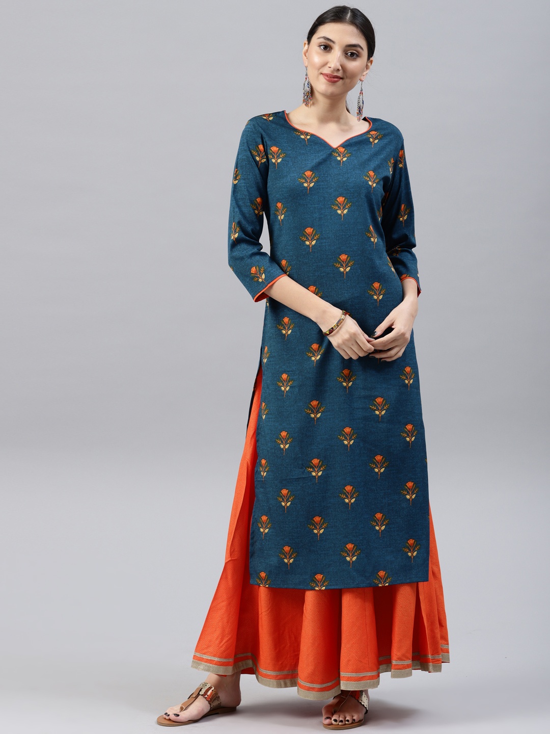 

AHIKA Women Blue Printed Straight Kurta