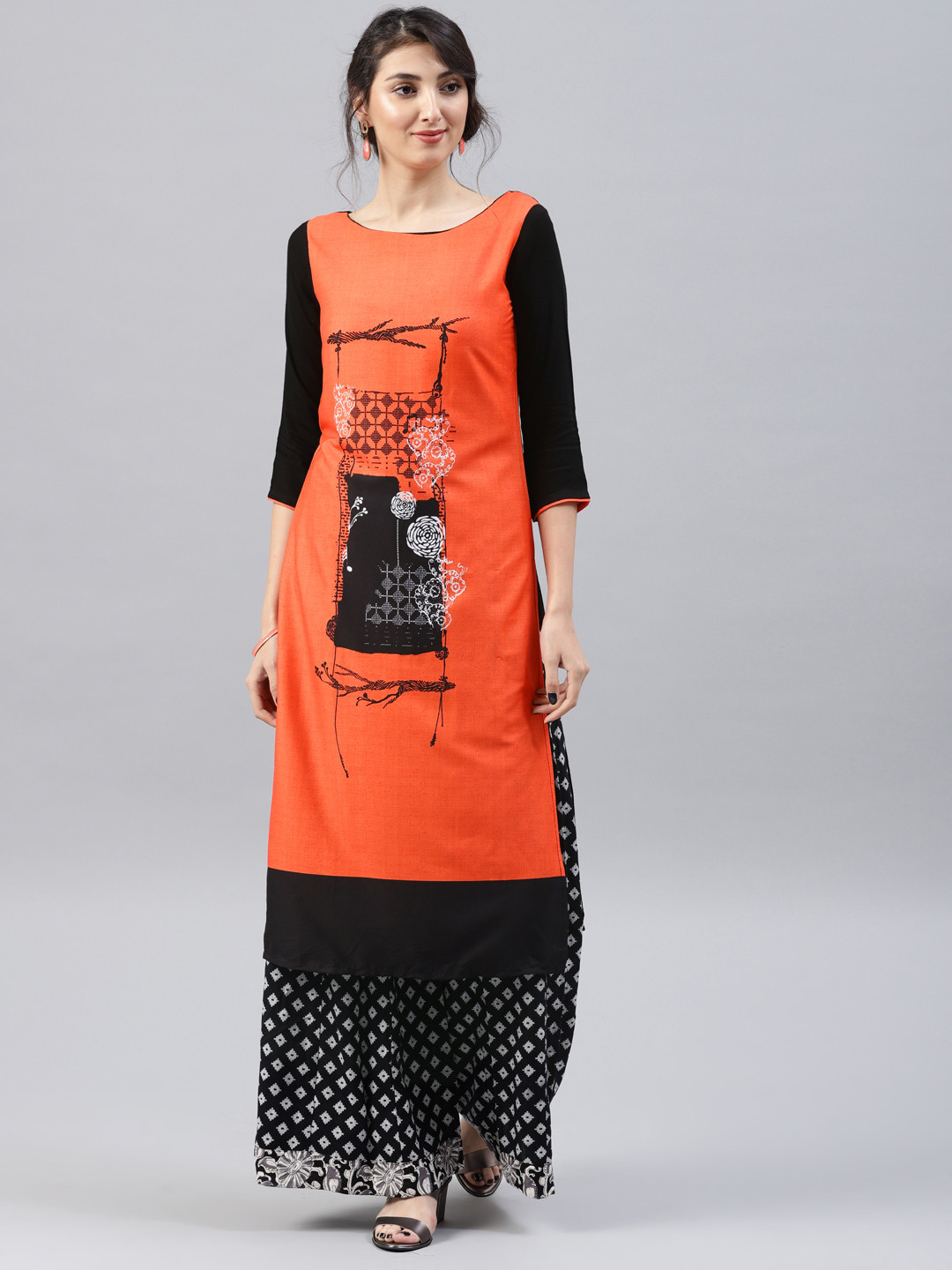 

AHIKA Women Orange & Black Printed Straight Kurta