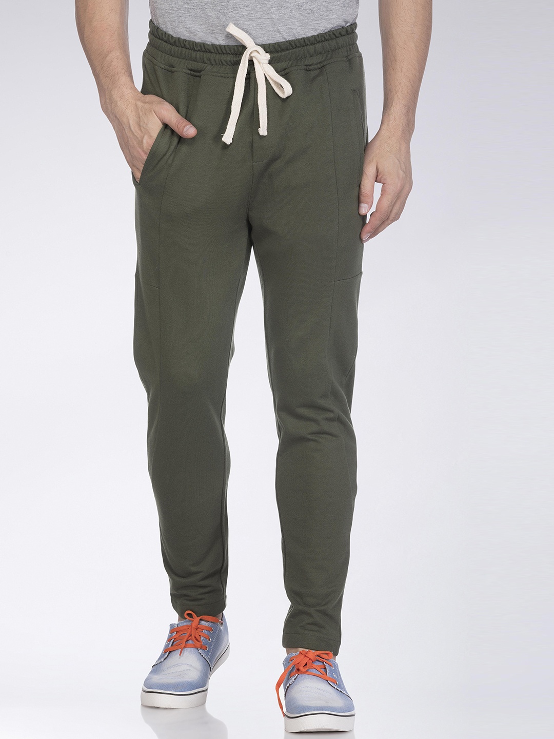 

Tinted Men Olive Green Solid Track Pants