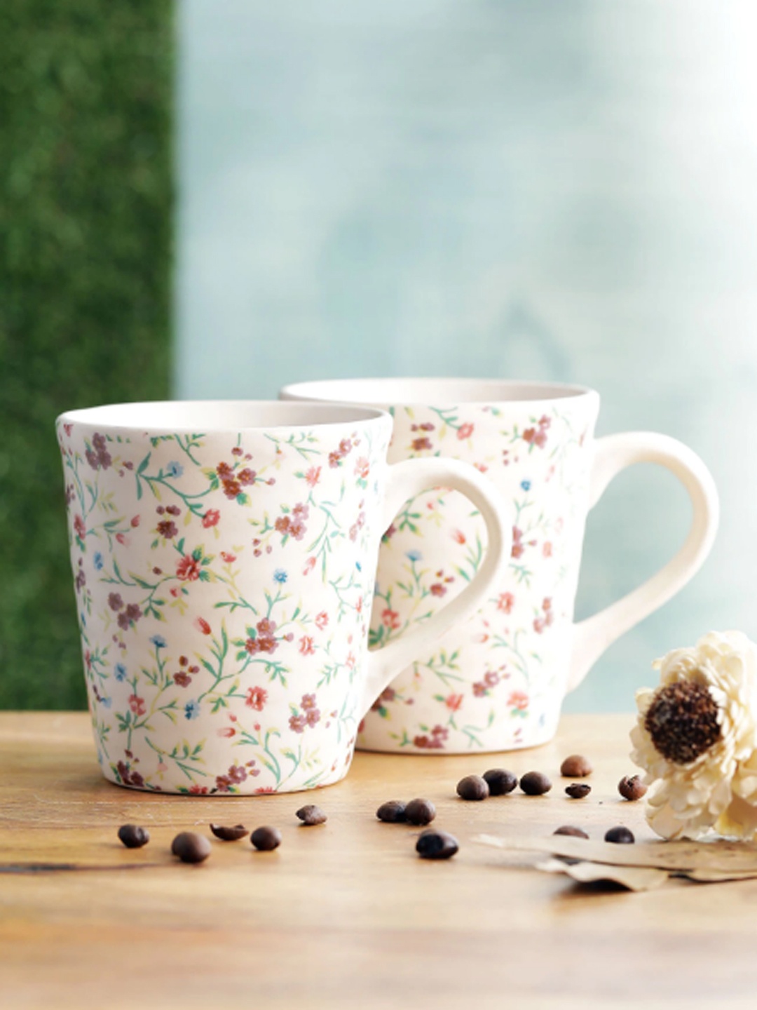 

MIAH Decor White Printed Set Of 2 Ceramic Cups