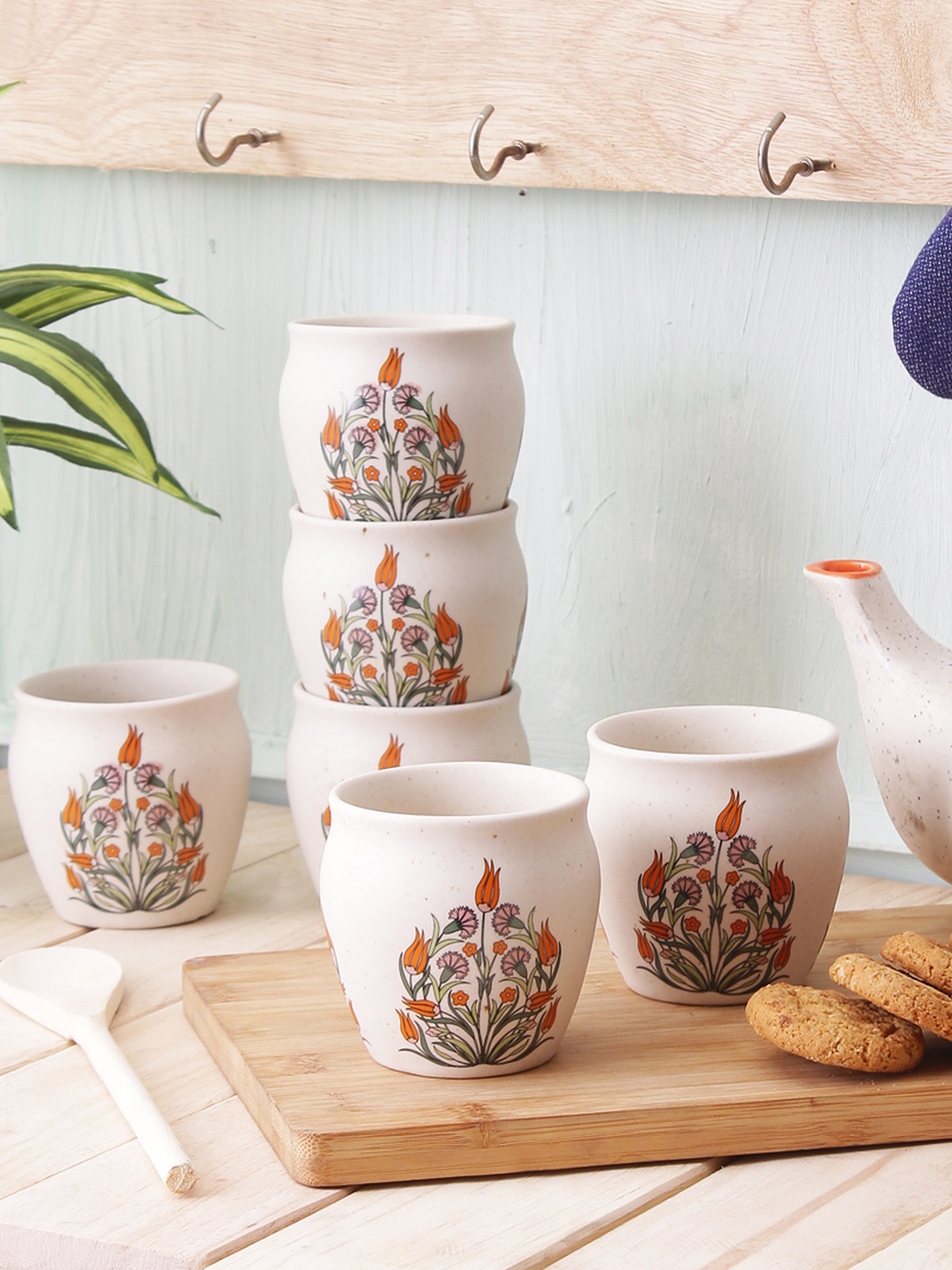 

MIAH Decor Off-White Printed Set of 6 Ceramic Cups