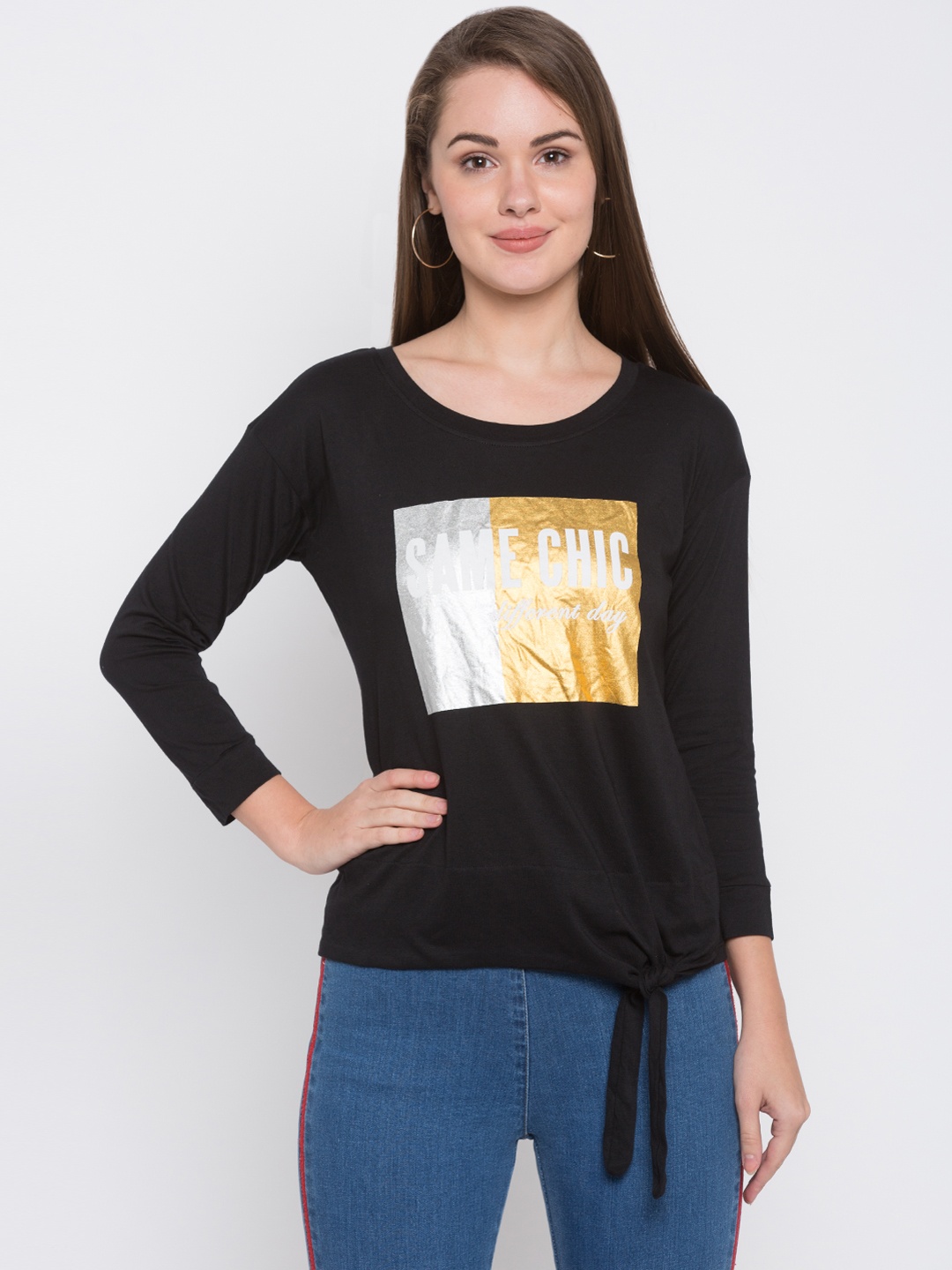 

Globus Women Black Printed Round Neck T-shirt