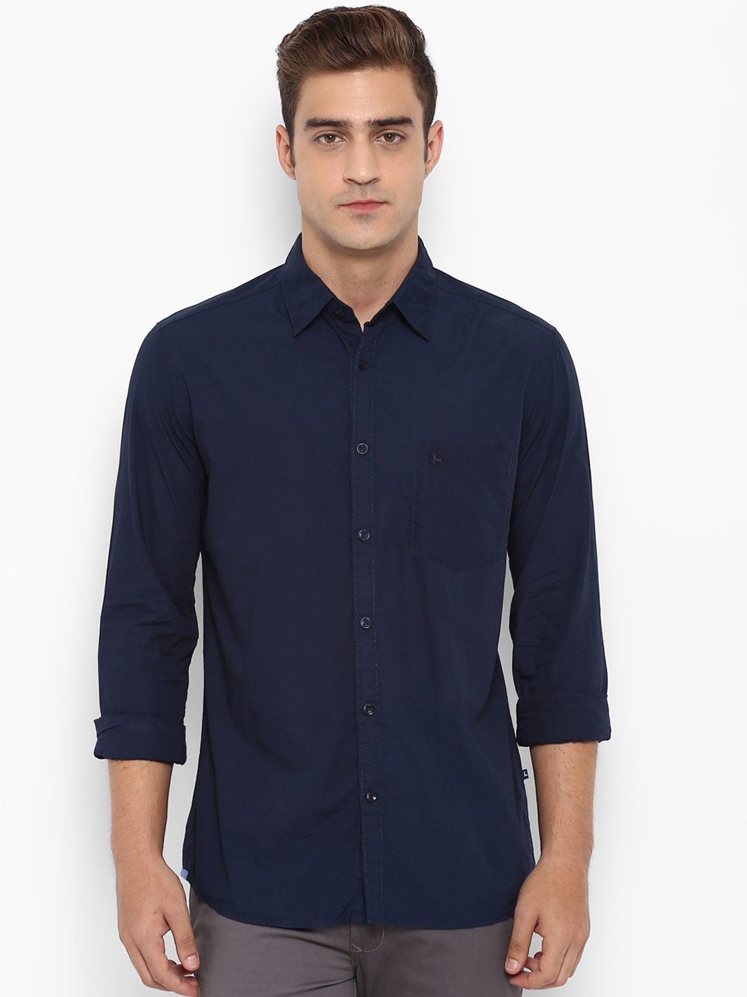 

Parx Men Navy Blue Slim Fit Solid Casual Shirt