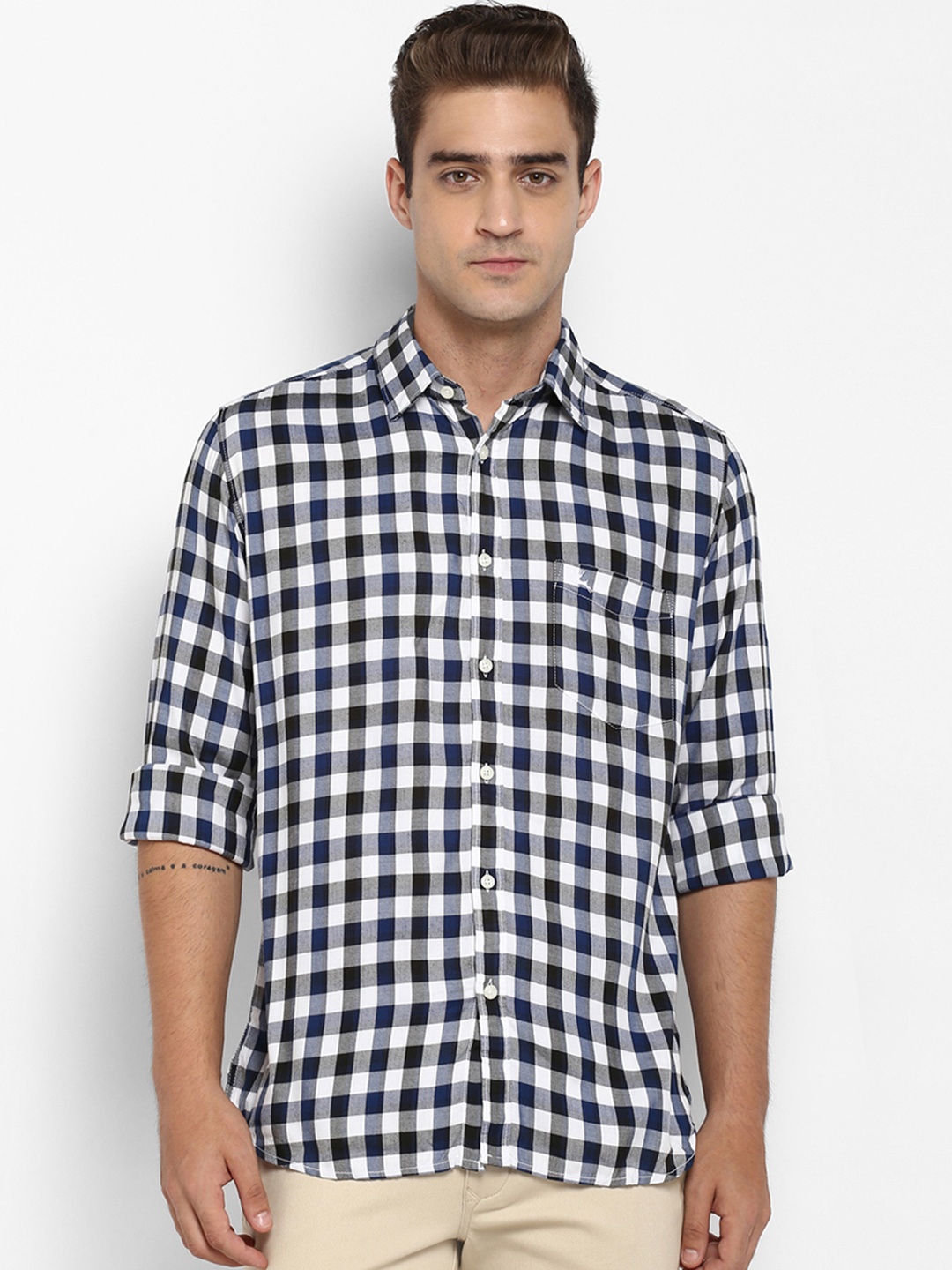 

Parx Men Blue & White Slim Fit Checked Casual Shirt