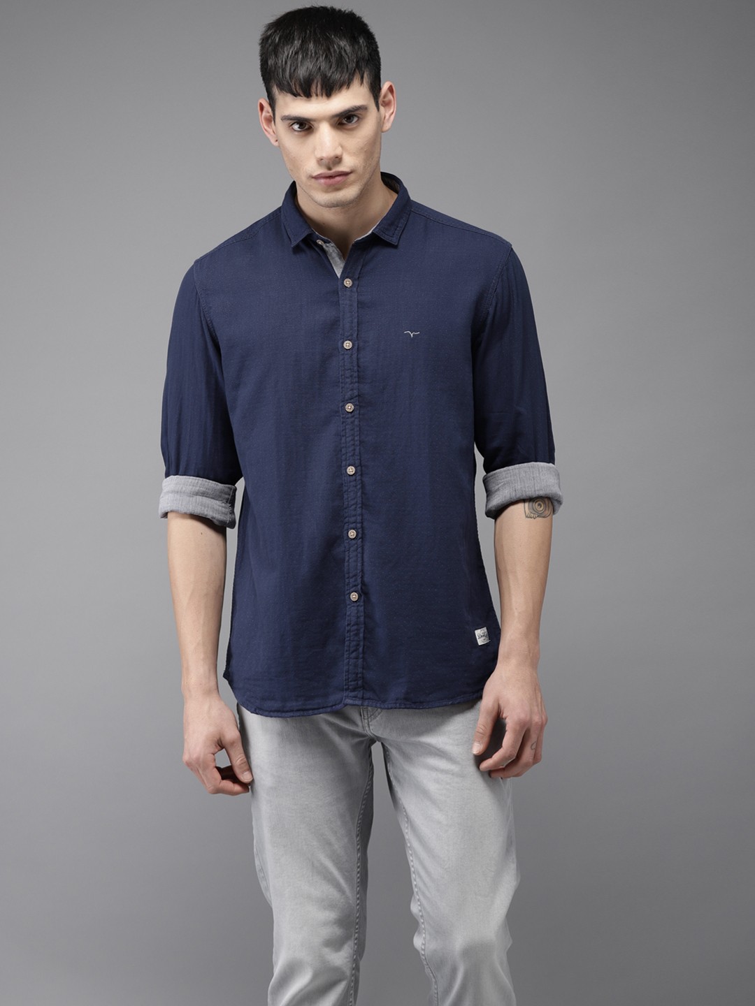 

Flying Machine Men Blue Regular Fit Solid Casual Shirt