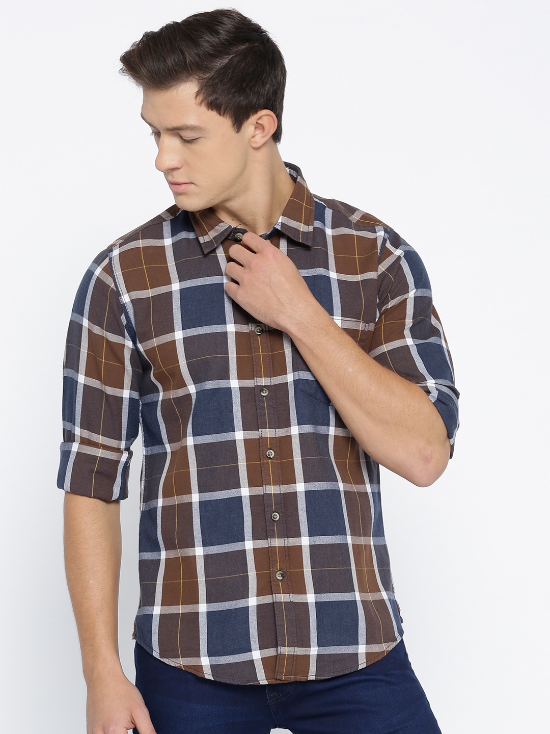 

Pepe Jeans Men Brown & Navy Blue Regular Fit Checked Casual Shirt