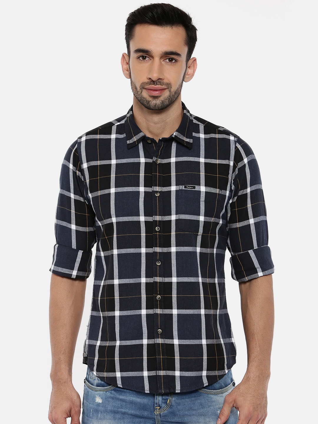 

Pepe Jeans Men Navy Blue & White Regular Fit Checked Casual Shirt