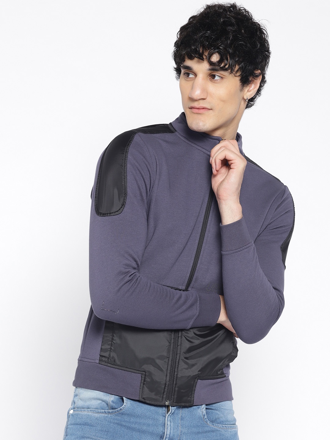 

Blackberrys Men Purple & Black Colourblocked Sweatshirt