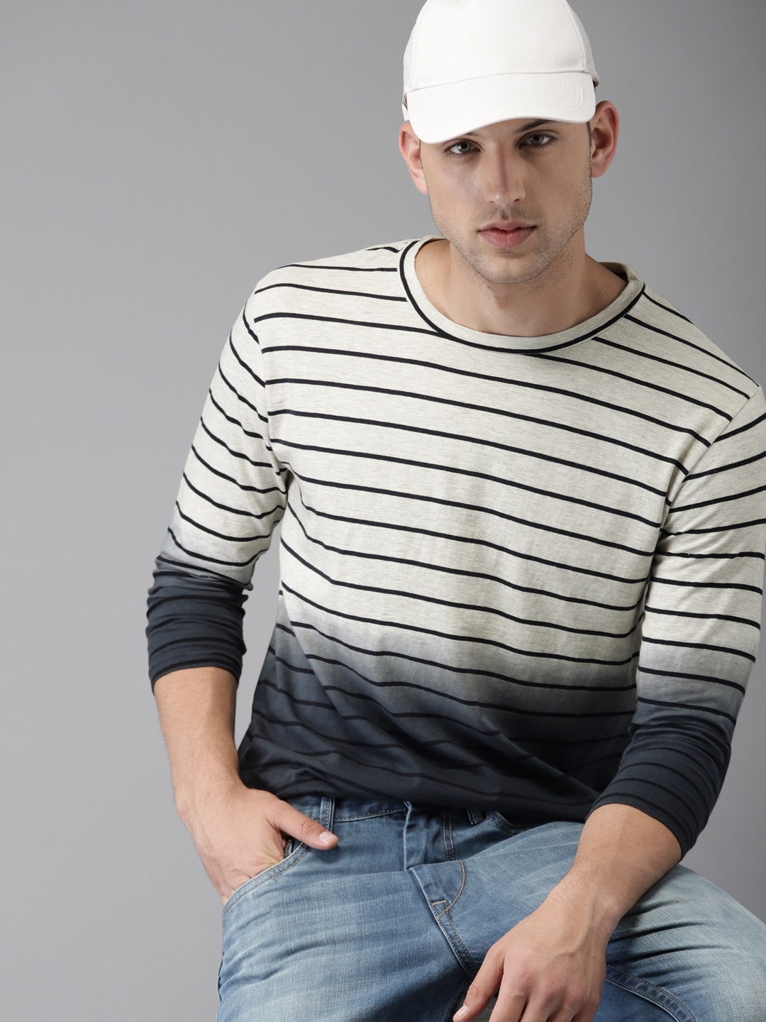 

HERE&NOW Men Off-White & Blue Striped T-shirt
