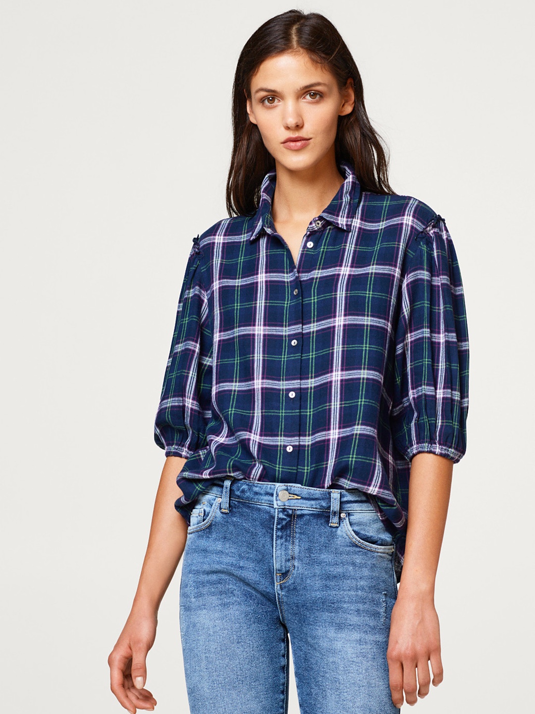 

ESPRIT Women Navy Blue & White Regular Fit Checked Casual Shirt