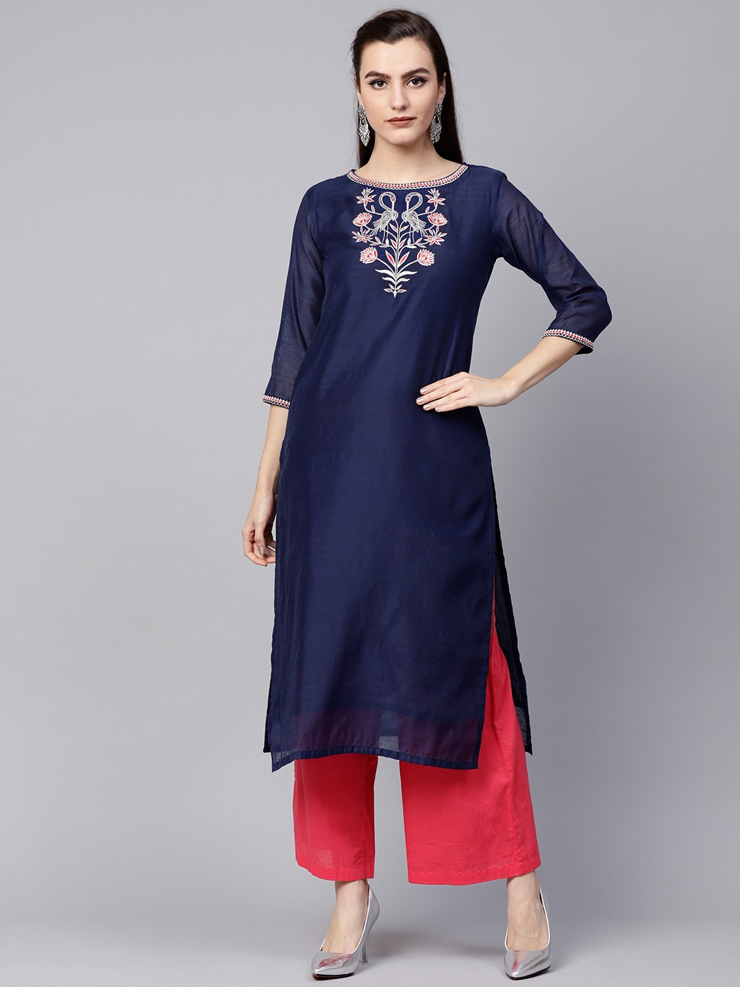 

Varanga Navy Embroidered Straight Chanderi Kurta, Navy blue