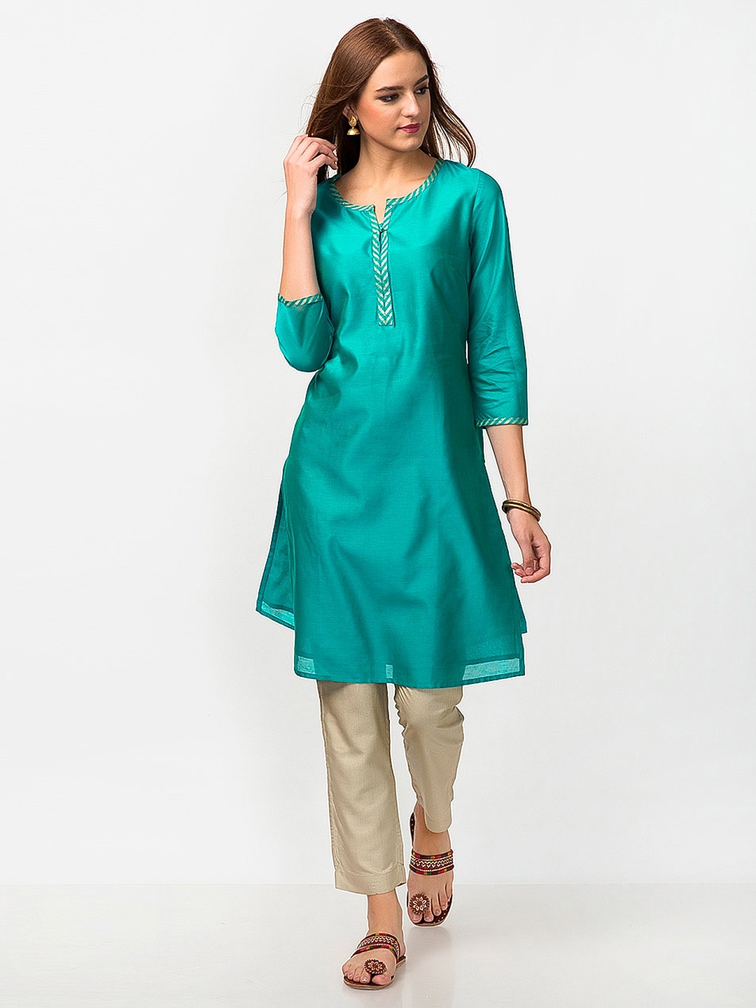 

Fabindia Women Turquoise Green Solid Straight Kurta, Turquoise blue